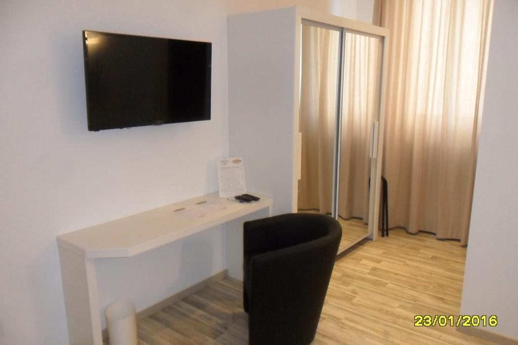 Hotel Location Lory Busto Arsizio Exteriér fotografie