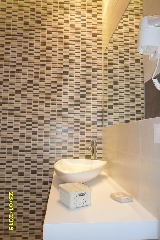 Hotel Location Lory Busto Arsizio Exteriér fotografie