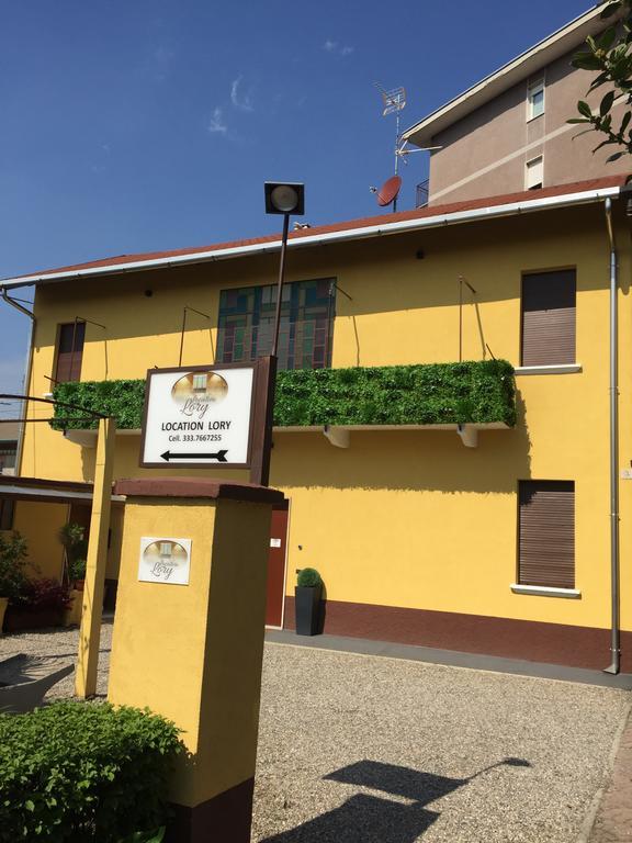 Hotel Location Lory Busto Arsizio Exteriér fotografie